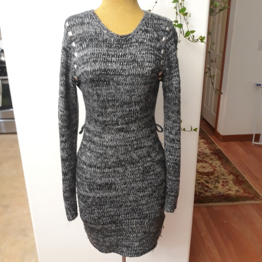 Knitted long sleeve dress
